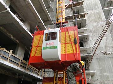 施工升降机（SC200/200）